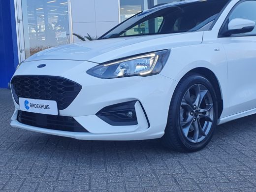 Ford Focus Wagon 1.5 150 PK ST Line | Winter Pack | Cruise Control | Parkeersensoren | Apple Carplay/Android... ActivLease financial lease