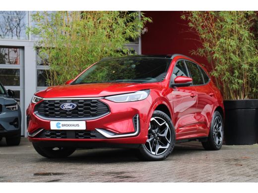 Ford Kuga 2.5 PHEV ST-Line X Full options | Pano | Head-up | Adapt. Cruise | Winterpack | Trekhaak | 19'' Ford Kuga 2.5 PHEV ST-Line X Full options | Pano | Head-up | Adapt. Cruise | Winterpack | Trekhaak | 19''