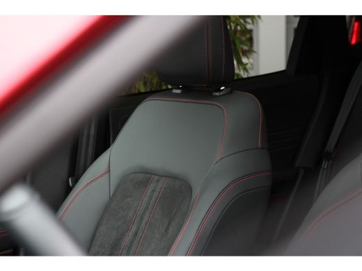 Ford Kuga 2.5 PHEV ST-Line X Full options | Pano | Head-up | Adapt. Cruise | Winterpack | Trekhaak | 19'' ActivLease financial lease