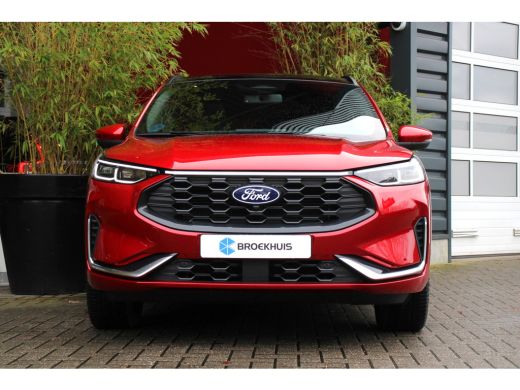 Ford Kuga 2.5 PHEV ST-Line X Full options | Pano | Head-up | Adapt. Cruise | Winterpack | Trekhaak | 19'' ActivLease financial lease