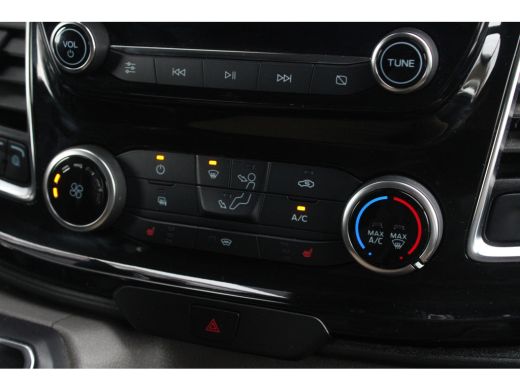 Ford Transit Custom 320 2.0 170pk TDCI L2H1 Sport Automaat | Camera | Bijruijdersbank | Trekhaak | Stoelverwarming | DAB ActivLease financial lease