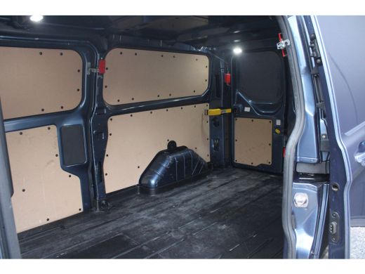 Ford Transit Custom 320 2.0 170pk TDCI L2H1 Sport Automaat | Camera | Bijruijdersbank | Trekhaak | Stoelverwarming | DAB ActivLease financial lease