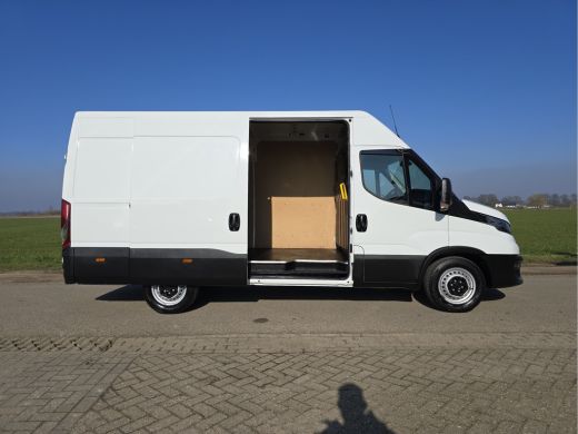 Iveco Daily 35S14V 2.3 352L H2 L2L H2 - 140 Pk - Euro 6 - Airco - Cruise Control ActivLease financial lease