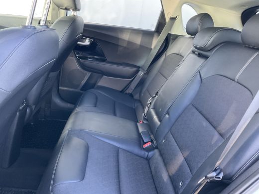 Kia Niro 1.6 GDi Plug-in PHEV Stoel/stuurverw Navi/Cam DynamicLine Plug-in ActivLease financial lease