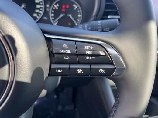 Mazda 3 2.0 e-SkyActiv-X M Hybrid 186 Takumi | Sunroof Pack | Rood leder | Model 2025 | Uit voorraad leve... ActivLease financial lease