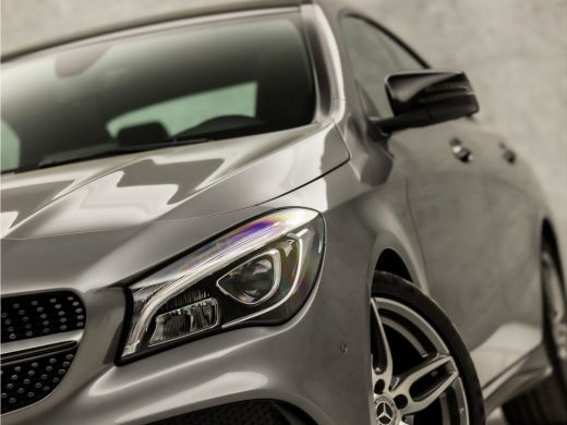 Mercedes CLA-Klasse 180 AMG Sport Automaat (SCHUIFDAK, APPLE CARPLAY, GROOT NAVI, LEDER/ALCANTARA, CAMERA, SPORTSTOEL... ActivLease financial lease