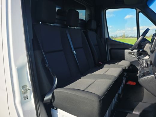 Mercedes Sprinter 317 1.9 CDI L3 H2 - 170 Pk - Euro 6 - Camera - StoelVerwarming - MBUX - RWD ActivLease financial lease