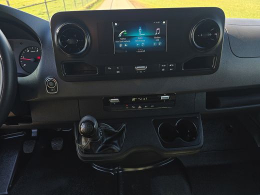 Mercedes Sprinter 317 1.9 CDI L3 H2 - 170 Pk - Euro 6 - Camera - StoelVerwarming - MBUX - RWD ActivLease financial lease