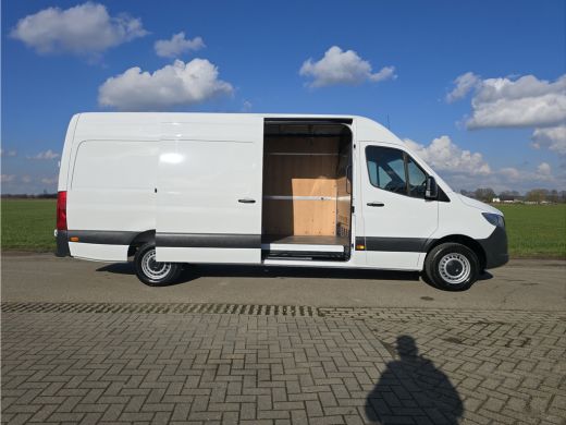 Mercedes Sprinter 317 1.9 CDI L3 H2 - 170 Pk - Euro 6 - Camera - StoelVerwarming - MBUX - RWD ActivLease financial lease