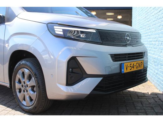 Opel Combo 1.5 BlueHDi 130 S&S L1 | Automaat | 3-Zits | Navigatie | Camera | Lichtmetaal | 2.500km | ActivLease financial lease