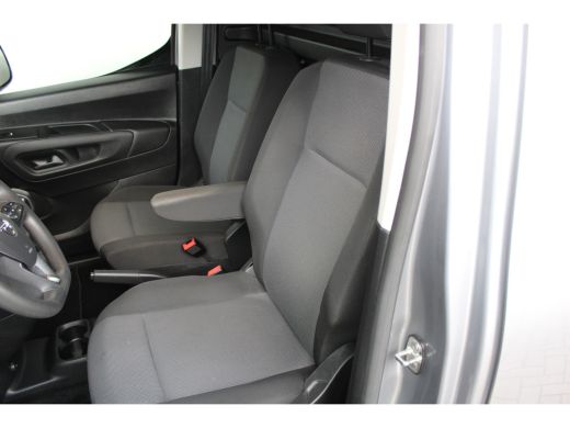 Opel Combo 1.5D L2H1 Edition | Navigatiesysteem full map | Parkeersensor achter | Trekhaak ActivLease financial lease