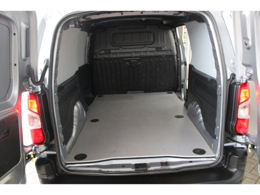 Opel Combo 1.5D L2H1 Edition | Navigatiesysteem full map | Parkeersensor achter | Trekhaak ActivLease financial lease