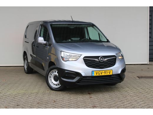 Opel Combo 1.5D L2H1 Edition | Navigatiesysteem full map | Parkeersensor achter | Trekhaak ActivLease financial lease