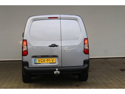 Opel Combo 1.5D L2H1 Edition | Navigatiesysteem full map | Parkeersensor achter | Trekhaak ActivLease financial lease