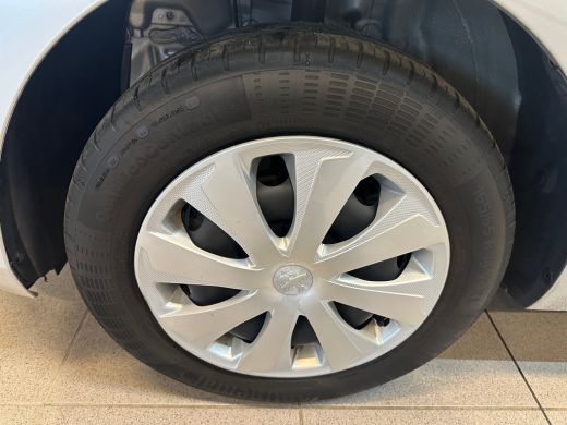 Peugeot 108 1.0 e-VTi Active | Bluetooth telefoonvoorbereiding | LED dagrijverlichting | Metaalkleur ActivLease financial lease