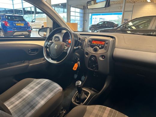 Peugeot 108 1.0 e-VTi Active | Bluetooth telefoonvoorbereiding | LED dagrijverlichting | Metaalkleur ActivLease financial lease