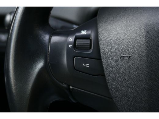 Peugeot 2008 Peugeot 1.2 PURETECH 130PK ALLURE / NAVI / CLIMA / PDC / 16" LMV / CAMERA / PANO.DAK / WINTERPAKK... ActivLease financial lease