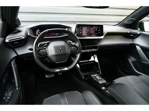 Peugeot 208 Peugeot 1.2 PURTECH 100PK GT AUTOMAAT / NAVI / CLIMA / PDC / 17"LMV / CAMERA / FULL-LED / BLUETOO... ActivLease financial lease