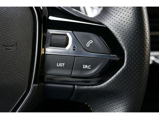 Peugeot 208 Peugeot 1.2 PURTECH 100PK GT AUTOMAAT / NAVI / CLIMA / PDC / 17"LMV / CAMERA / FULL-LED / BLUETOO... ActivLease financial lease