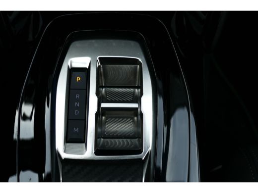 Peugeot 208 Peugeot 1.2 PURTECH 100PK GT AUTOMAAT / NAVI / CLIMA / PDC / 17"LMV / CAMERA / FULL-LED / BLUETOO... ActivLease financial lease