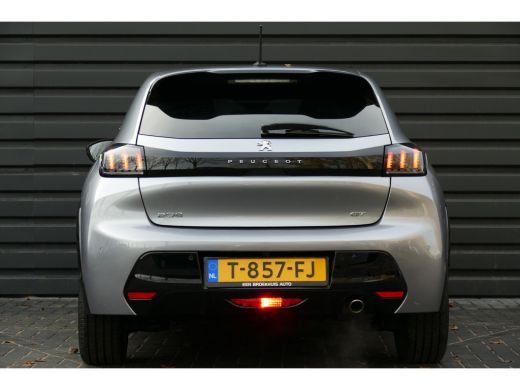 Peugeot 208 Peugeot 1.2 PURTECH 100PK GT AUTOMAAT / NAVI / CLIMA / PDC / 17"LMV / CAMERA / FULL-LED / BLUETOO... ActivLease financial lease