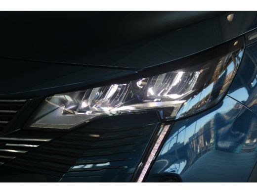 Peugeot 3008 Peugeot 1.6 Hybrid 225-PK Allure Pack Business NAVI | CLIMATE CONTROL | STOELVERWARMING | CAMERA ActivLease financial lease