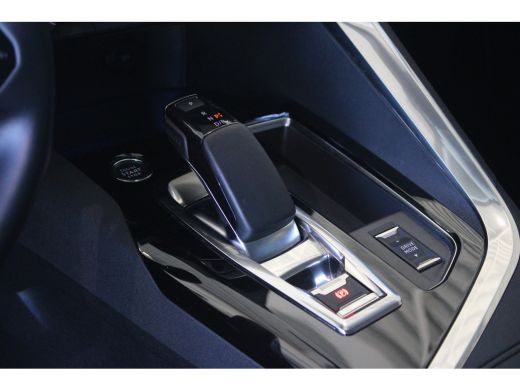 Peugeot 3008 Peugeot 1.6 Hybrid 225-PK Allure Pack Business NAVI | CLIMATE CONTROL | STOELVERWARMING | CAMERA ActivLease financial lease