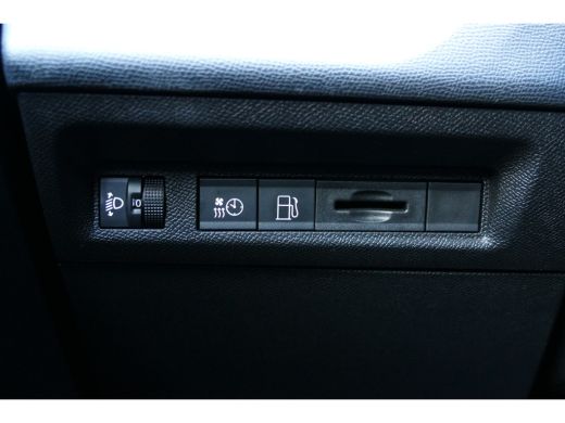 Peugeot 308 Peugeot SW 1.6 HYBRID 180PK ALLURE PACK BUSINESS AUTOMAAT NAVI / CLIMA / PDC / 17" LMV / CAMERA /... ActivLease financial lease