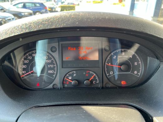 Peugeot Boxer Peugeot 335 2.0 BlueHDI L2H2 Premium | Luchtvering | Inrichting laadruimte| ActivLease financial lease