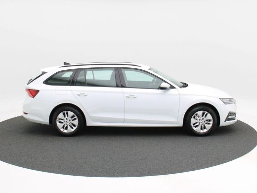 Skoda Octavia Combi 1.0 e-TSi 110 Pk Automaat Business Edition | Navigatie | Trekhaak | Virtual Dashboard | Cru... ActivLease financial lease