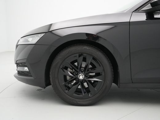 Skoda Octavia Combi 1.0 e-TSI 110pk DSG Sport Business Black Edition Navigatie Trekhaak Virtual Cockpit Pdc Cru... ActivLease financial lease