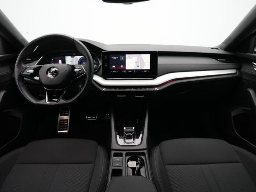 Skoda Octavia Combi 1.0 e-TSI 110pk DSG Sport Business Black Edition Navigatie Trekhaak Virtual Cockpit Pdc Cru... ActivLease financial lease