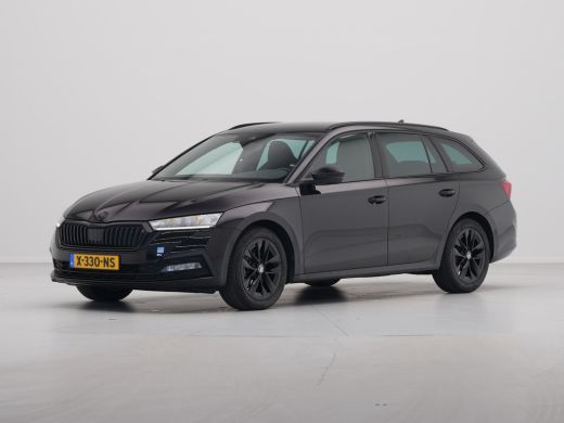 Skoda Octavia Combi 1.0 e-TSI 110pk DSG Sport Business Black Edition Navigatie Trekhaak Virtual Cockpit Pdc Cru... ActivLease financial lease