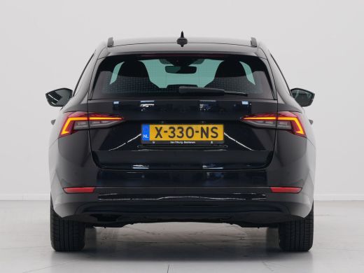 Skoda Octavia Combi 1.0 e-TSI 110pk DSG Sport Business Black Edition Navigatie Trekhaak Virtual Cockpit Pdc Cru... ActivLease financial lease
