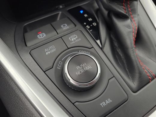 Toyota RAV4 2.5 Plug-in Hybrid AWD Style | Apple CarPlay | Trekhaak | Head-Up | Blindspot | Rijklaarprijs inc... ActivLease financial lease