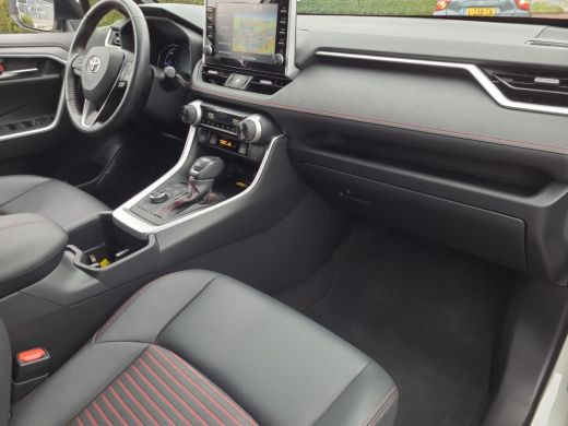Toyota RAV4 2.5 Plug-in Hybrid AWD Style | Apple CarPlay | Trekhaak | Head-Up | Blindspot | Rijklaarprijs inc... ActivLease financial lease