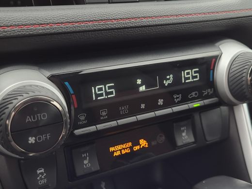 Toyota RAV4 2.5 Plug-in Hybrid AWD Style | Apple CarPlay | Trekhaak | Head-Up | Blindspot | Rijklaarprijs inc... ActivLease financial lease