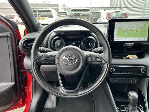Toyota Yaris 1.5 Hybrid Executive Premium Pack ActivLease financial lease