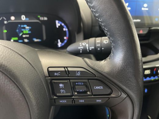 Toyota Yaris Cross 1.5 Hybrid Adventure ActivLease financial lease