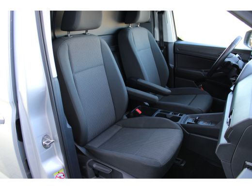 Volkswagen Caddy | Style | 122 PK | DSG Automaat | Trekhaak | Sidebars | Navi | Achteruitrijcamera | Apple Carplay ActivLease financial lease