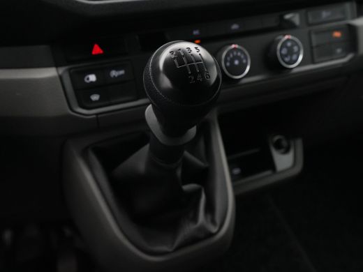 Volkswagen Crafter 30 2.0 TDI 140pk L3H3 Highline Navi via App Camera Cruise Airco ActivLease financial lease