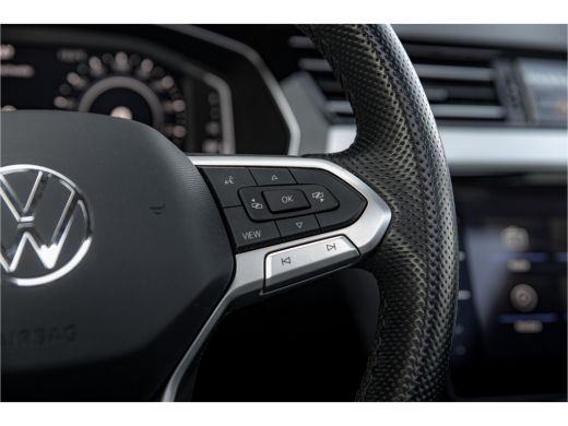 Volkswagen Passat Variant 1.4 TSI PHEV GTE | Camera | Adaptief | Panorama dak | ActivLease financial lease