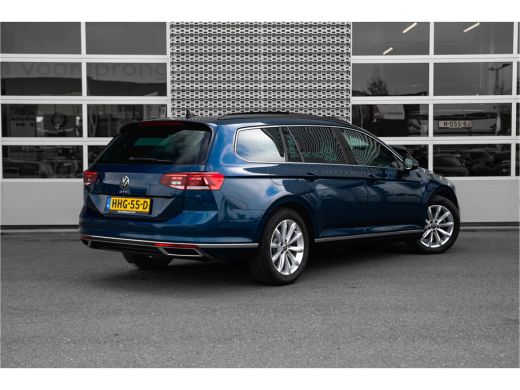 Volkswagen Passat Variant 1.4 TSI PHEV GTE | Camera | Adaptief | Panorama dak | ActivLease financial lease