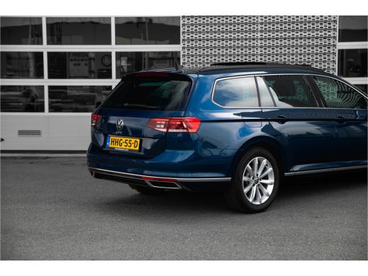 Volkswagen Passat Variant 1.4 TSI PHEV GTE | Camera | Adaptief | Panorama dak | ActivLease financial lease