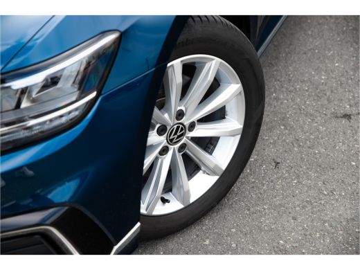 Volkswagen Passat Variant 1.4 TSI PHEV GTE | Camera | Adaptief | Panorama dak | ActivLease financial lease