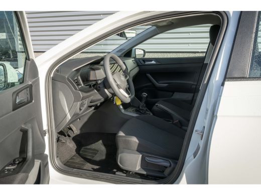 Volkswagen Polo Volkswagen Edition | 'App-Connect' smartphone integratie | Achterlichten LED | Afstandscontrolesy... ActivLease financial lease