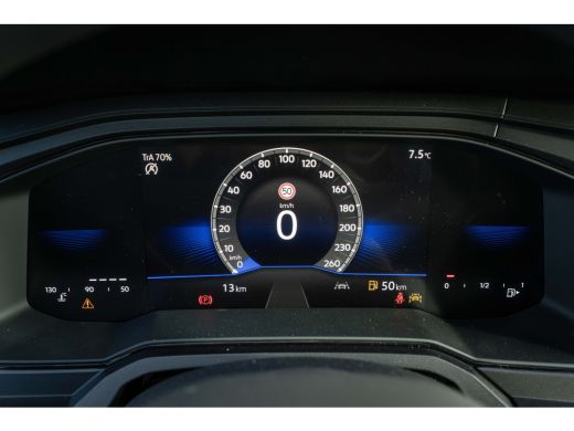 Volkswagen Polo Volkswagen Edition | 'App-Connect' smartphone integratie | Achterlichten LED | Afstandscontrolesy... ActivLease financial lease