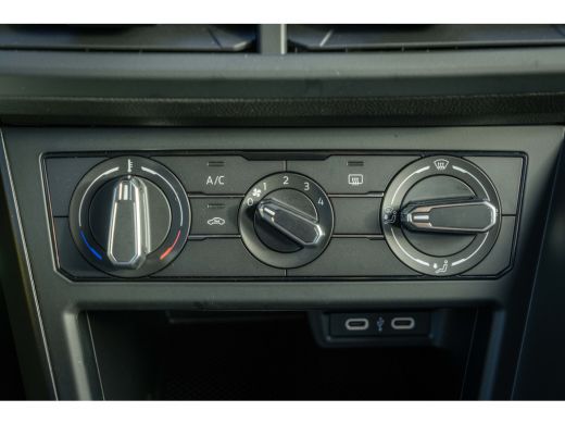 Volkswagen Polo Volkswagen Edition | 'App-Connect' smartphone integratie | Achterlichten LED | Afstandscontrolesy... ActivLease financial lease