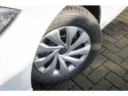 Volkswagen Polo Volkswagen Edition | 'App-Connect' smartphone integratie | Achterlichten LED | Afstandscontrolesy... ActivLease financial lease