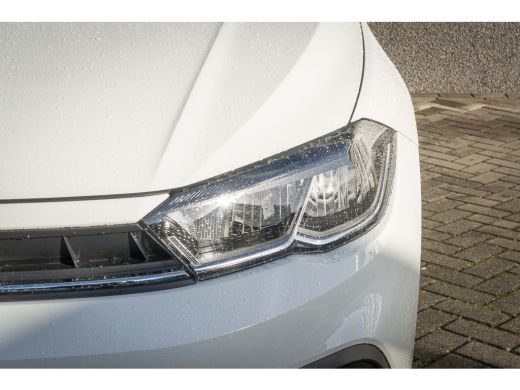 Volkswagen Polo Volkswagen Edition | 'App-Connect' smartphone integratie | Achterlichten LED | Afstandscontrolesy... ActivLease financial lease